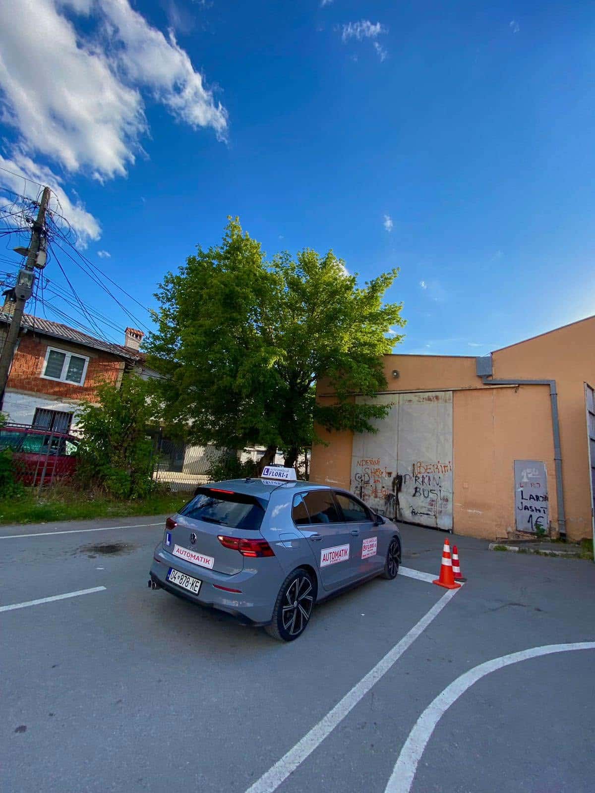 Automjet mësimor i Autoshkolla Flori-1